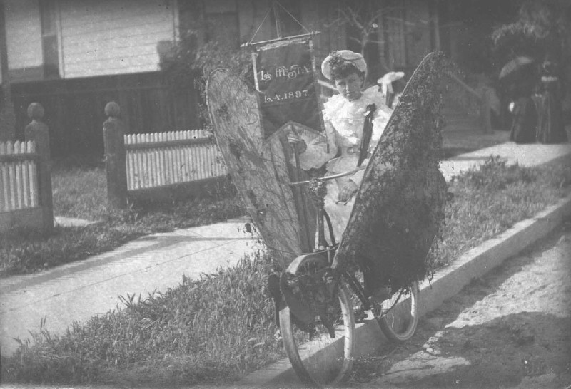 La Fiesta Parade (Rose Parade forerunner) 1897